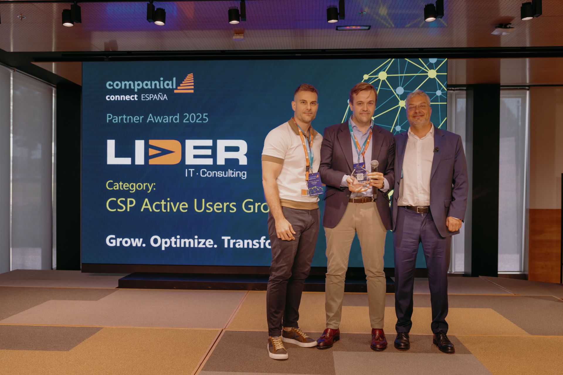 LIDER IT recibe el premio “CSP Active Users Growth” en Companial Connect España 2025